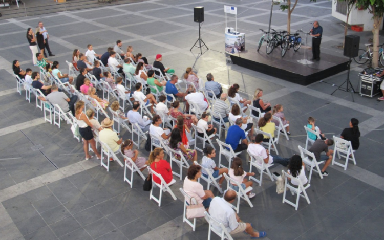 Award ceremony of the competition ‘I travel by bus’