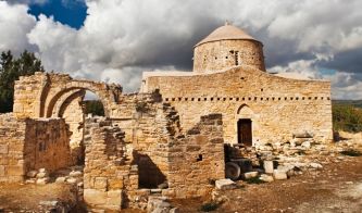  Church of Timiou Stavrou (Holy Cross)  Anogyra